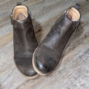 Franco Sarto ankle booties